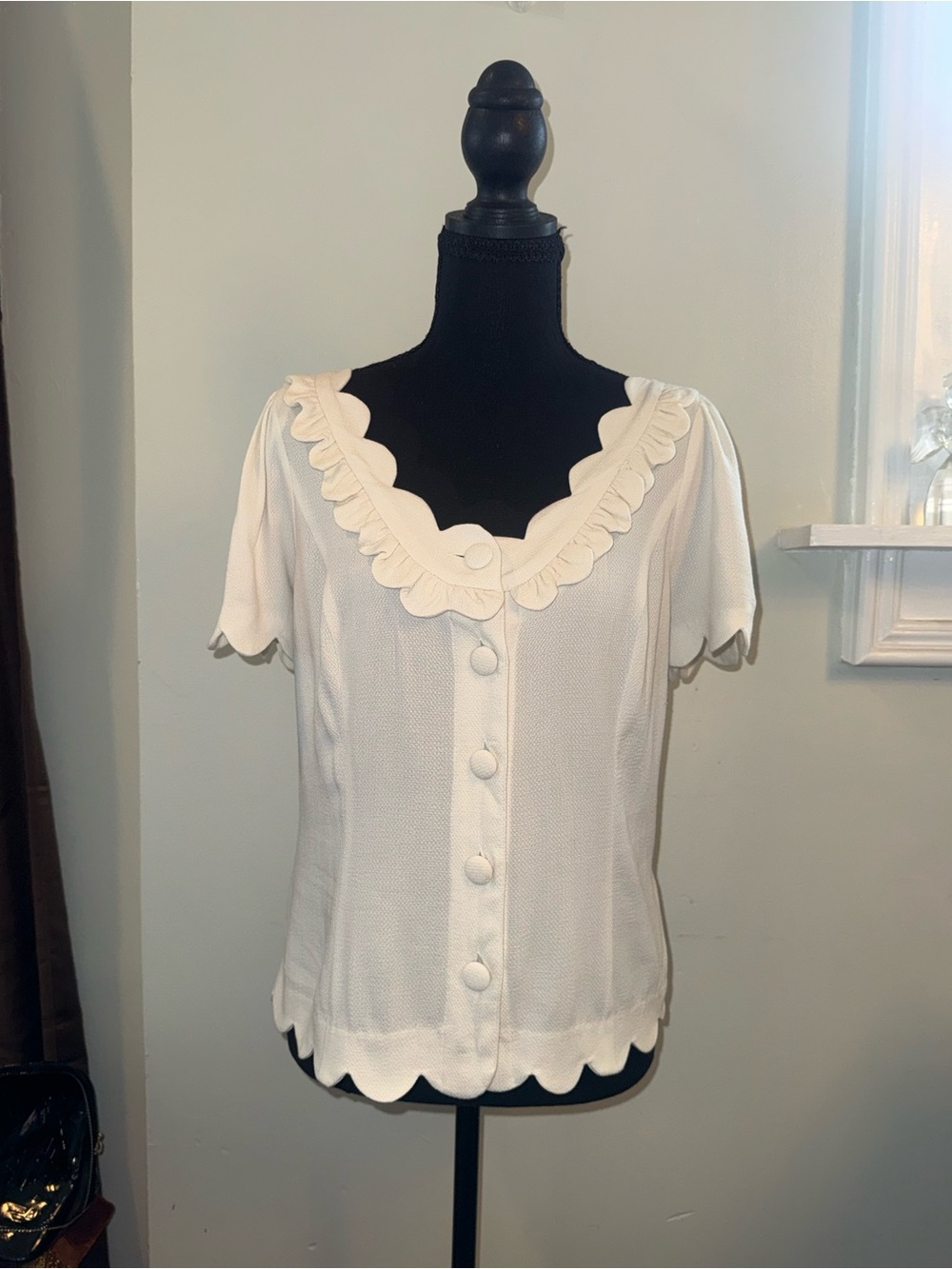 Anthropologie Maeve Cream Scalloped-Edge Button Front Blouse